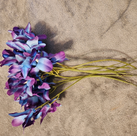 5 stems of purple blue galaxy orchid artificial flowers - Picture 4 of 4